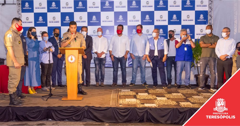 Você está visualizando atualmente Teresópolis faz homenagem a profissionais e cidadãos que atuaram na tragédia na Região Serrana