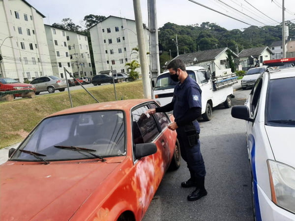 Leia mais sobre o artigo ‘Patrulha no seu Bairro’: Guarda Municipal intensifica fiscalização de trânsito e carros abandonados em via pública