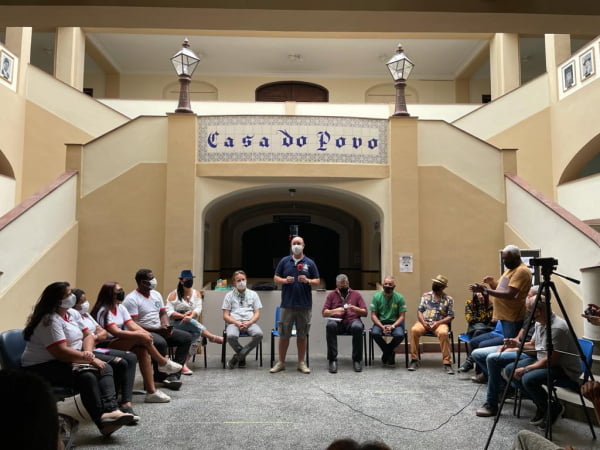 Read more about the article Prefeitura de Teresópolis e escolas de samba se reúnem para tratar de demandas das agremiações
