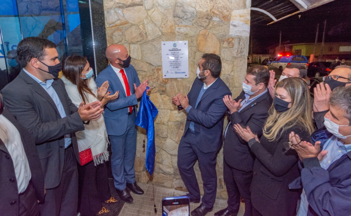 Você está visualizando atualmente Prefeito Vinicius Claussen e Governador Cláudio Castro inauguram Casa do Trabalhador de Teresópolis