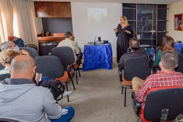 Leia mais sobre o artigo Workshop aborda montanhismo e turismo como geradores de oportunidades de negócios e renda