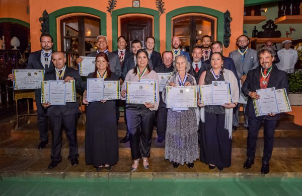 Leia mais sobre o artigo Teresópolis é homenageada pela Academia Brasileira de Honrarias ao Mérito