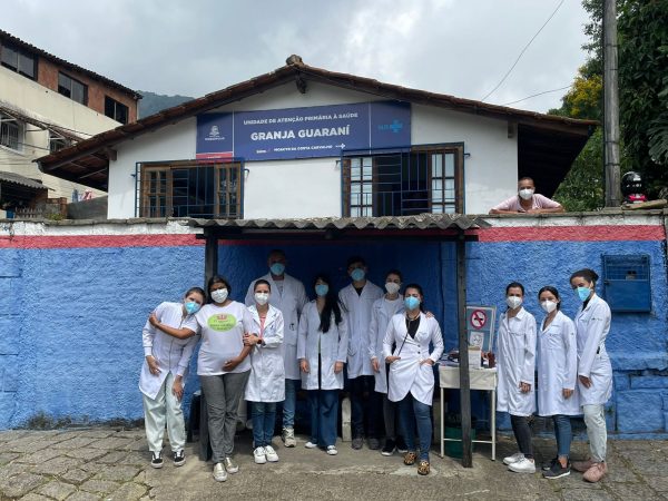 Read more about the article Estudantes de medicina auxiliam equipe da unidade de saúde da Granja Guarani