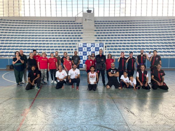 Leia mais sobre o artigo Dia Municipal do Kung e do Tai Chi Chuan é celebrado em Teresópolis com aulão para os alunos nesta segunda (30)