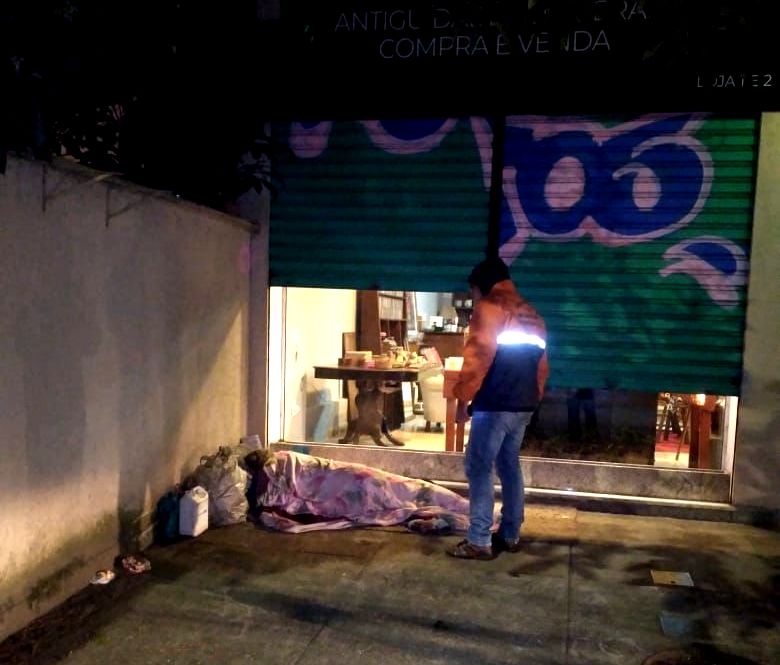 No momento, você está visualizando Frente fria: Acolhimento especial de Inverno atende 5 PSR na primeira noite da ação