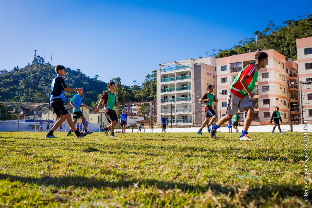 Read more about the article Representante da Unesco avalia avanços do Projeto Gol do Brasil em Teresópolis