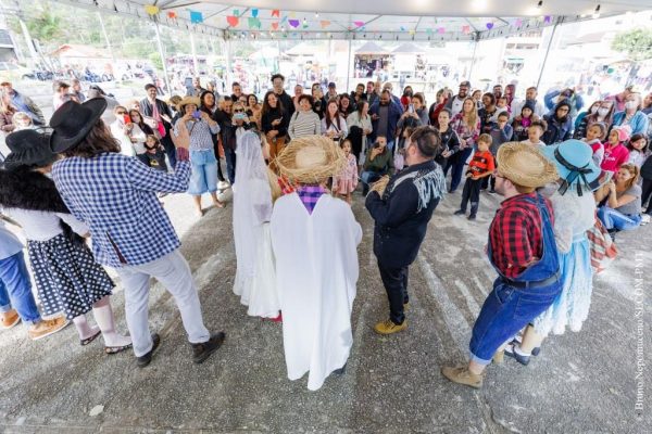 Leia mais sobre o artigo Feirinha recebe Festival ‘Arraiás de Terê’