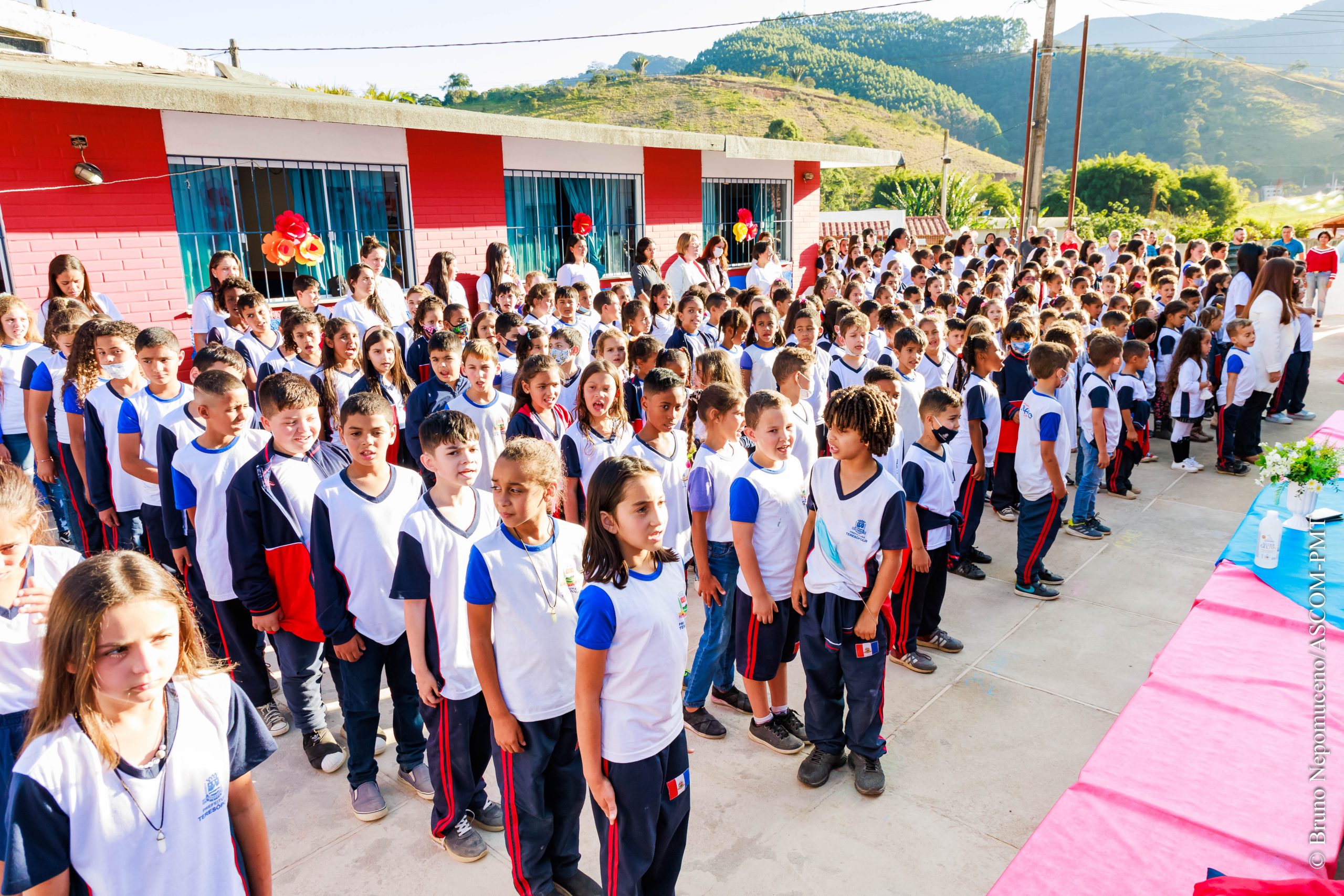 Você está visualizando atualmente Escola Municipal Tiago Pacheco de Medeiros, em Venda Nova, é reinaugurada após obra de ampliação e revitalização