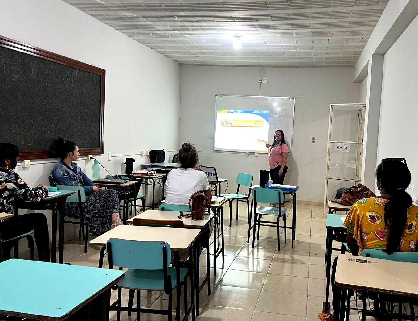 Você está visualizando atualmente Equipe do SINE Teresópolis participa de treinamento