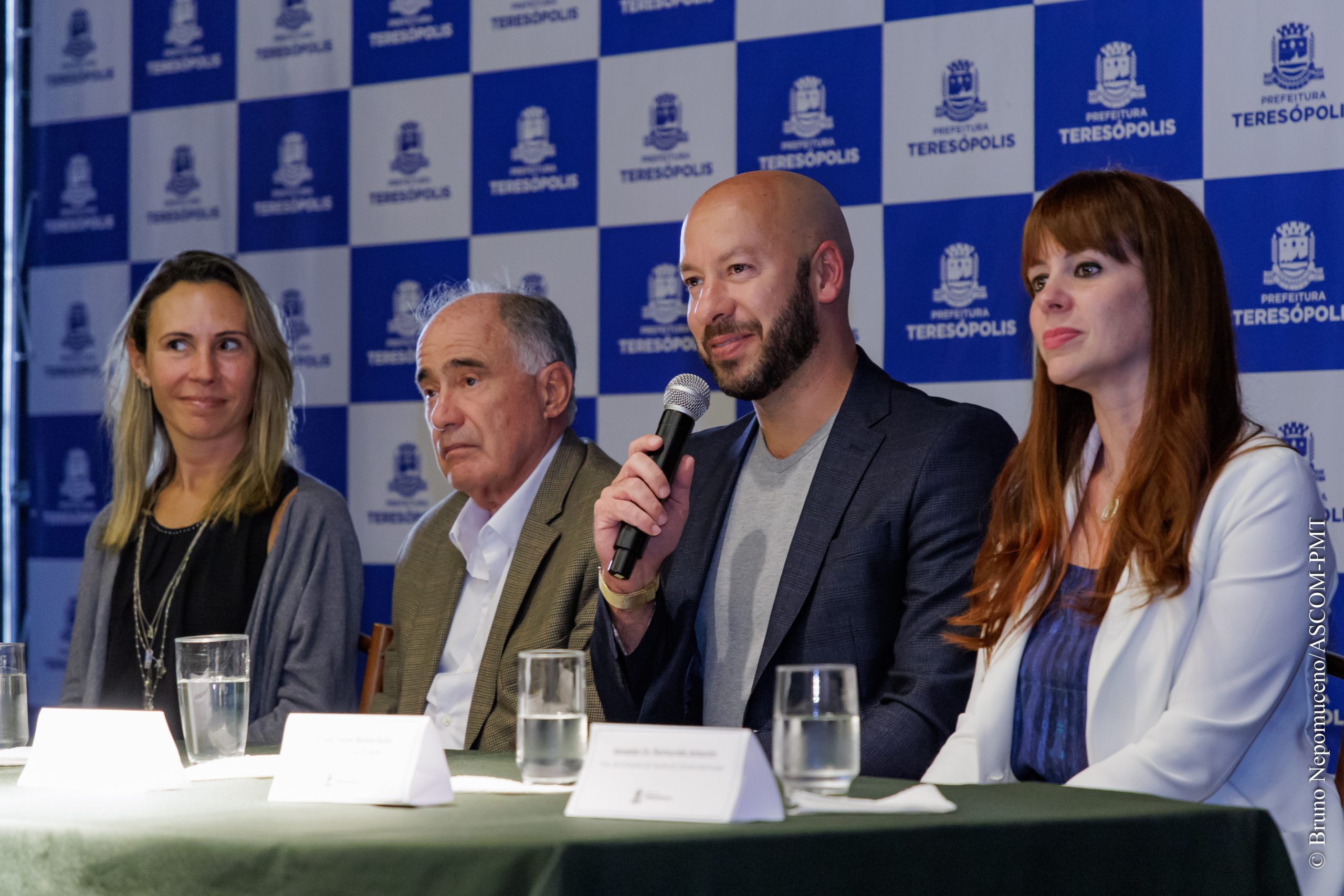 Leia mais sobre o artigo Prefeitura de Teresópolis e Unifeso assinam acordo de cooperação educacional na Saúde Pública