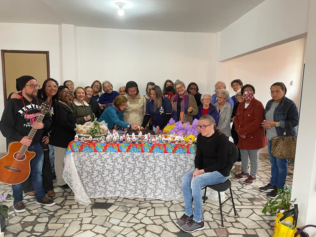 No momento, você está visualizando Desenvolvimento Social comemora Dia da Pessoa idosa com piquenique no CRAS Alto