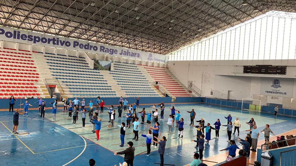 Você está visualizando atualmente #NovembroAzul: aulão de alongamento para conscientização e prevenção do câncer de próstata