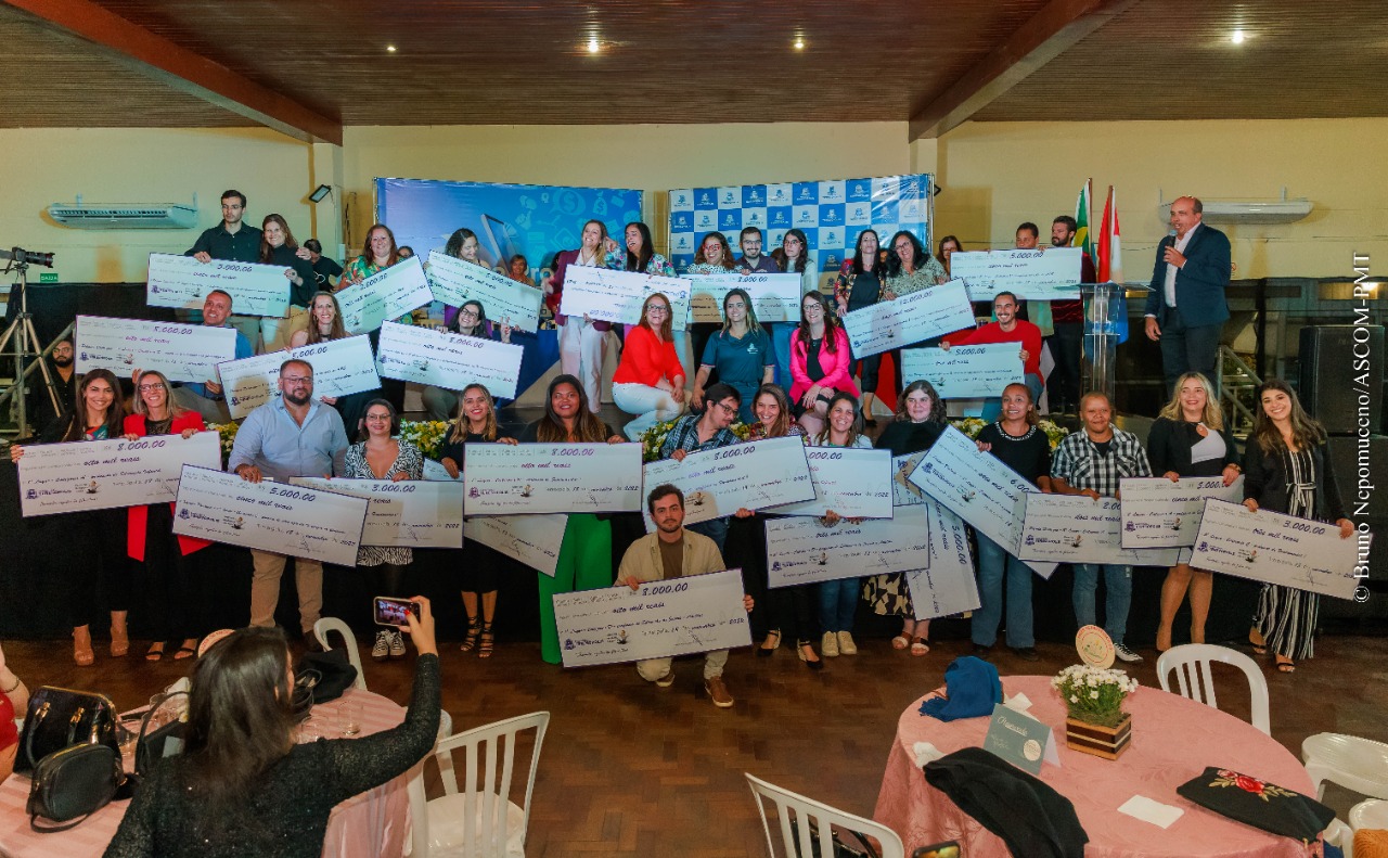 No momento você está vendo ‘Fazer-se Professor’: Prefeitura de Teresópolis premia os melhores projetos de professores da rede pública municipal