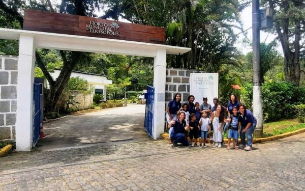 Read more about the article Crianças assistidas pelo CRAS Bonsucesso conhecem o Horto Municipal Carlos Guinle