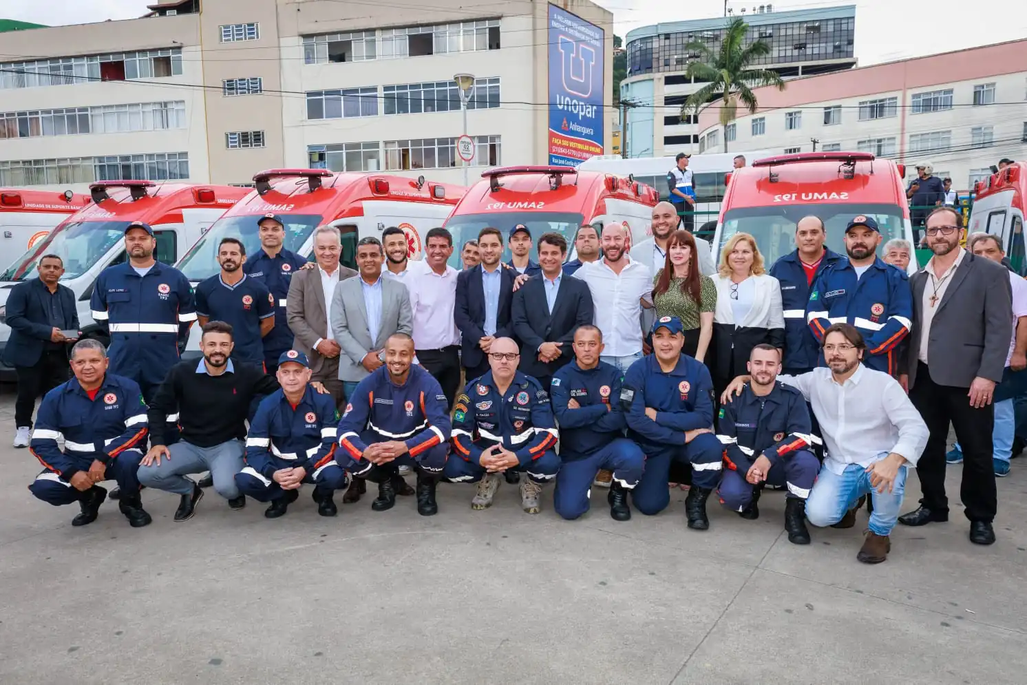 Você está visualizando atualmente Teresópolis recebe três ambulâncias do programa ‘SAMU 100% RJ’