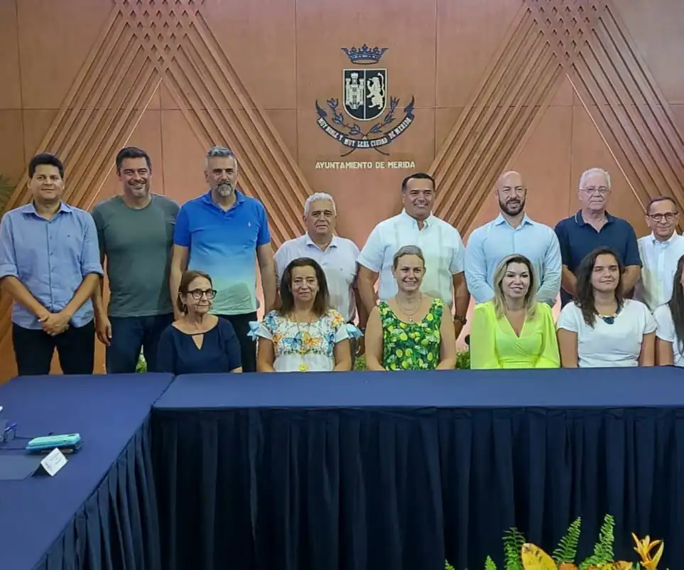 Leia mais sobre o artigo Teresópolis participa de congresso sobre políticas públicas inteligentes, no México