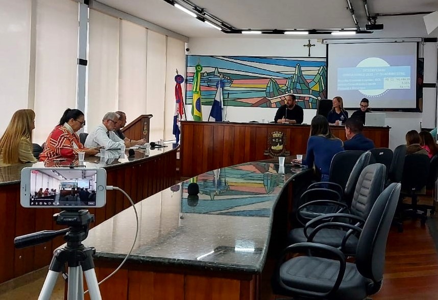 Você está visualizando atualmente Prefeitura de Teresópolis conclui prestação de contas em audiência pública na Câmara Municipal