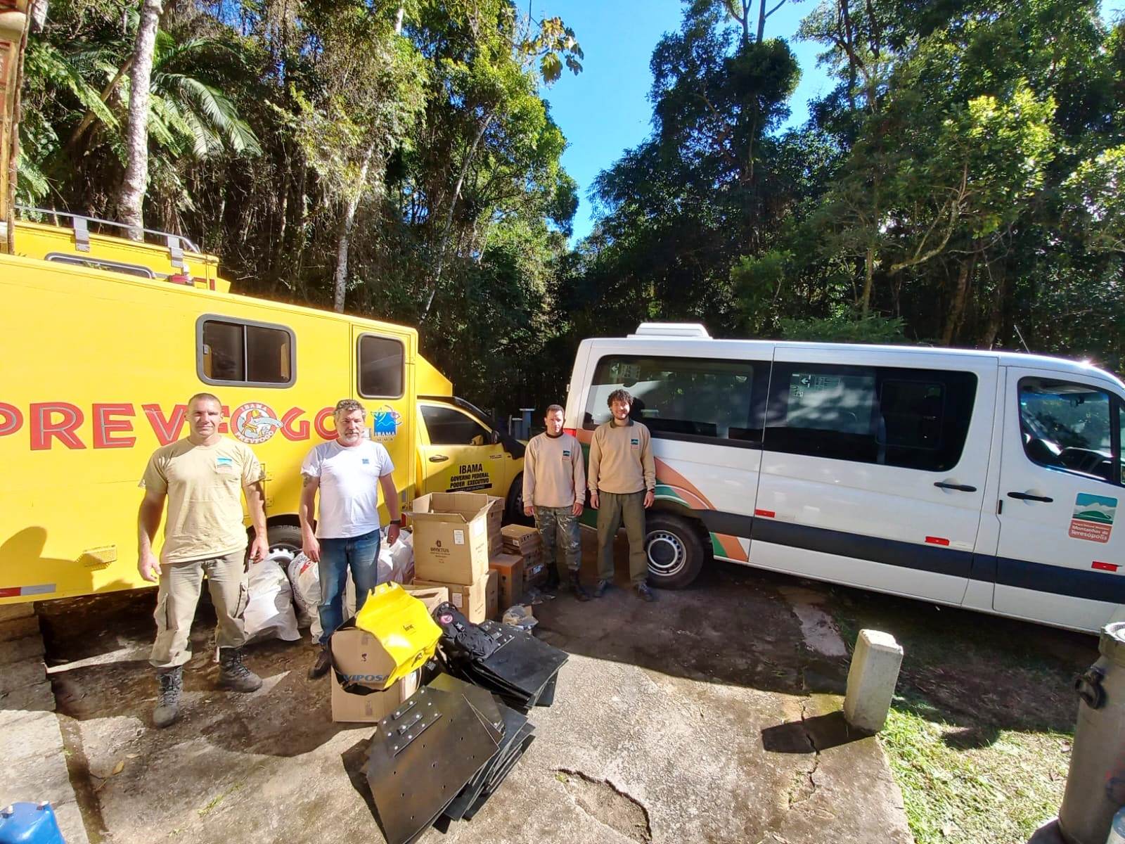 Leia mais sobre o artigo Parque Natural Municipal Montanhas de Teresópolis alinha parceria com o Ibama/Prev-Fogo