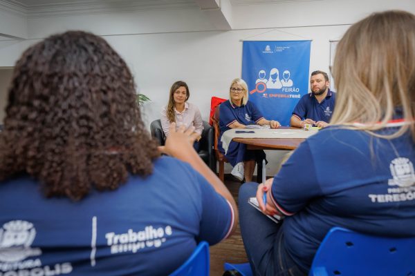 Leia mais sobre o artigo Prefeitura de Teresópolis vai criar um banco de empregos para mulheres vítimas de violência doméstica