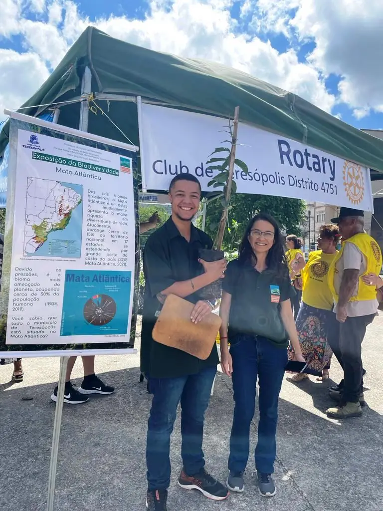 Você está visualizando atualmente Secretaria de Meio Ambiente, Rotary Club e Cedae promovem evento na Praça Olímpica