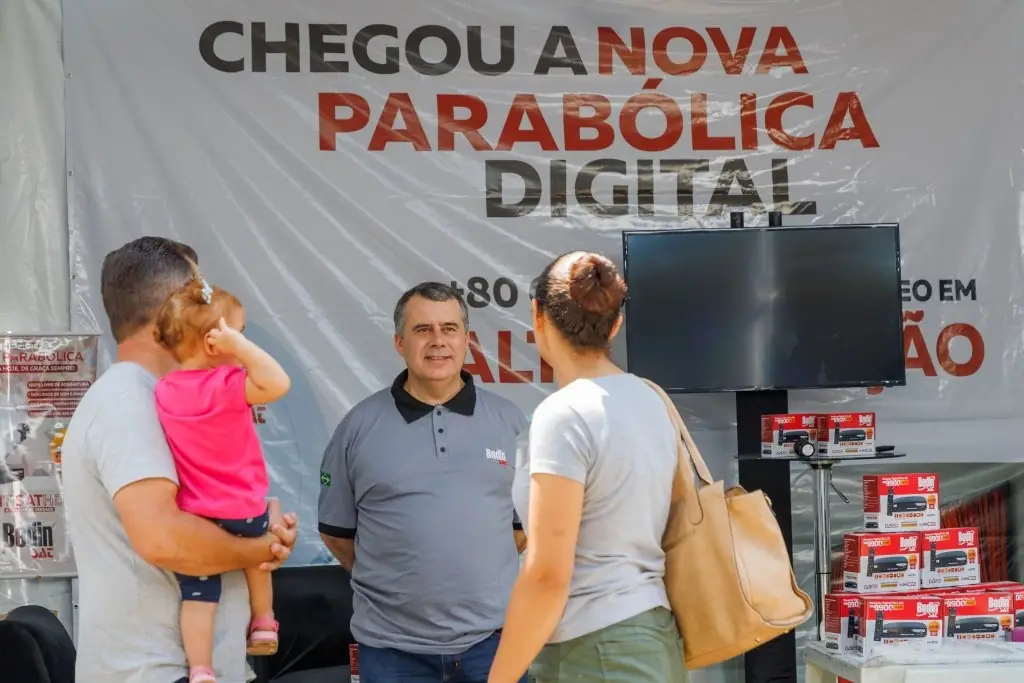 Você está visualizando atualmente ‘Feirão Digital’ segue até sábado, 25, na Praça da Matriz de Santa Teresa