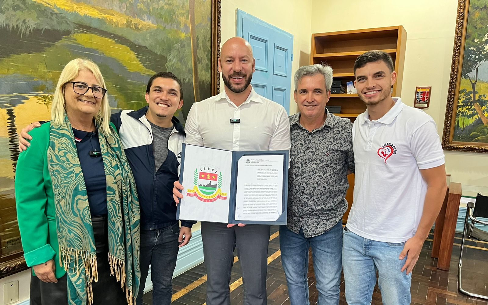 Leia mais sobre o artigo Prefeitura de Teresópolis assina termo de cooperação com Casa Lar Gerando Filhos