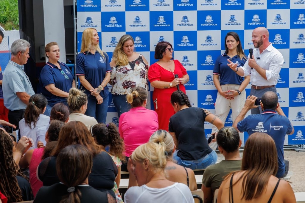 Você está visualizando atualmente Projeto ‘Escola em Tempo Integral’ é lançado pelo Prefeito Vinicius Claussen no 2º Distrito