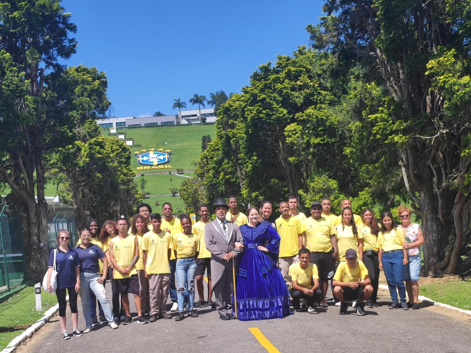 Leia mais sobre o artigo Projeto ‘Olhar a cidade’: Jovens do Novo Promaj fazem tour por Teresópolis