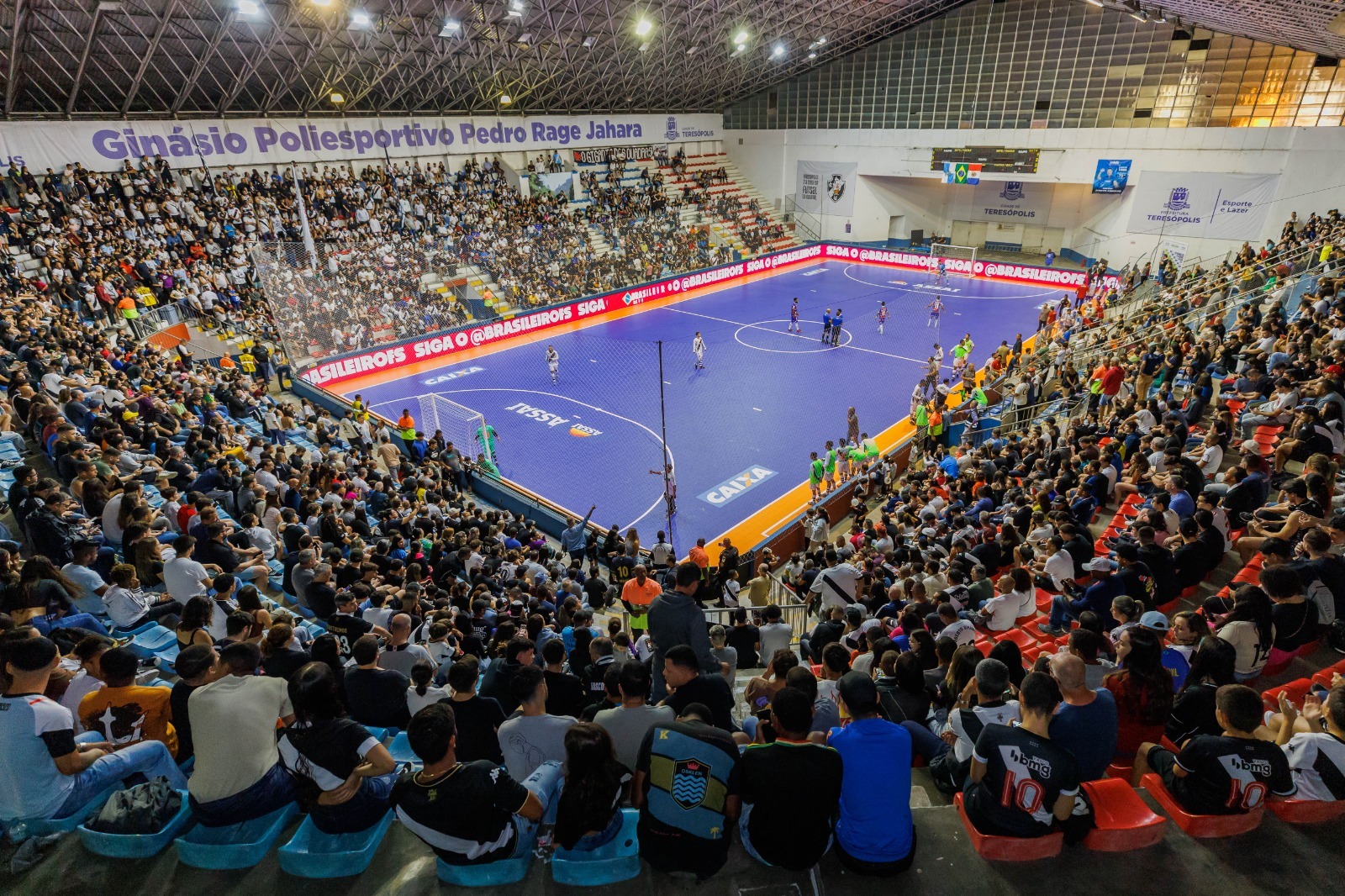 Leia mais sobre o artigo Campeonato Brasileiro de Futsal: em emocionante partida, Vasco vence Fortaleza por 3×2
