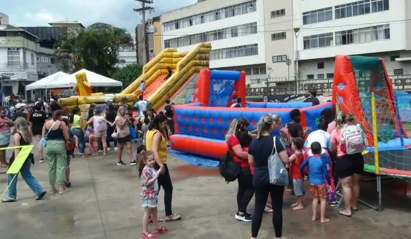 Leia mais sobre o artigo Famílias de diversos bairros participam do ‘Domingo no Parque’, na Praça Olímpica e no Parque Regadas