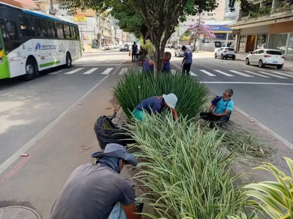 Leia mais sobre o artigo Prefeitura de Teresópolis recupera trechos danificados das ruas