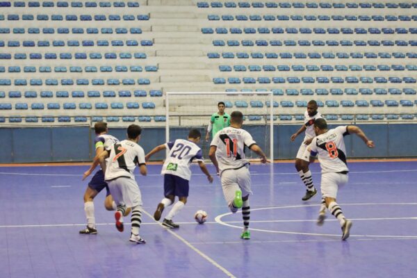 Leia mais sobre o artigo Campeonato Carioca de Futsal: Vasco da Gama vence Comary/Teresópolis na 2ª rodada com um placar de 10×1