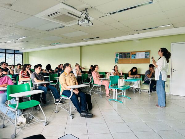 Leia mais sobre o artigo Secretaria Municipal de Saúde promove capacitação especializada em saúde mental para médicos das Unidades Básicas