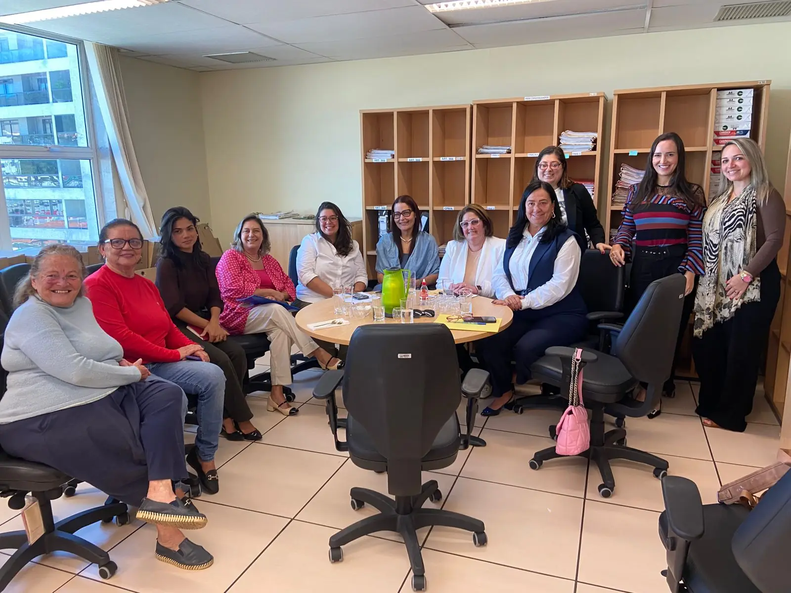 No momento, você está visualizando Secretaria dos Direitos da Mulher participa de reunião sobre estratégias voltadas ao combate da violência doméstica em Teresópolis
