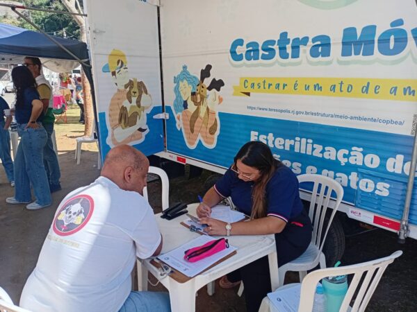 Leia mais sobre o artigo Caleme recebe Castramóvel e dá início aos cadastros para a castração animal