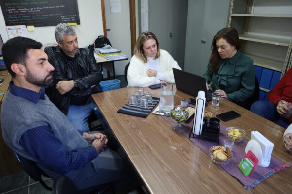 Leia mais sobre o artigo Prefeitura de Teresópolis e Sebrae-RJ firmam parceria para capacitação de empreendedores das comunidades escolares