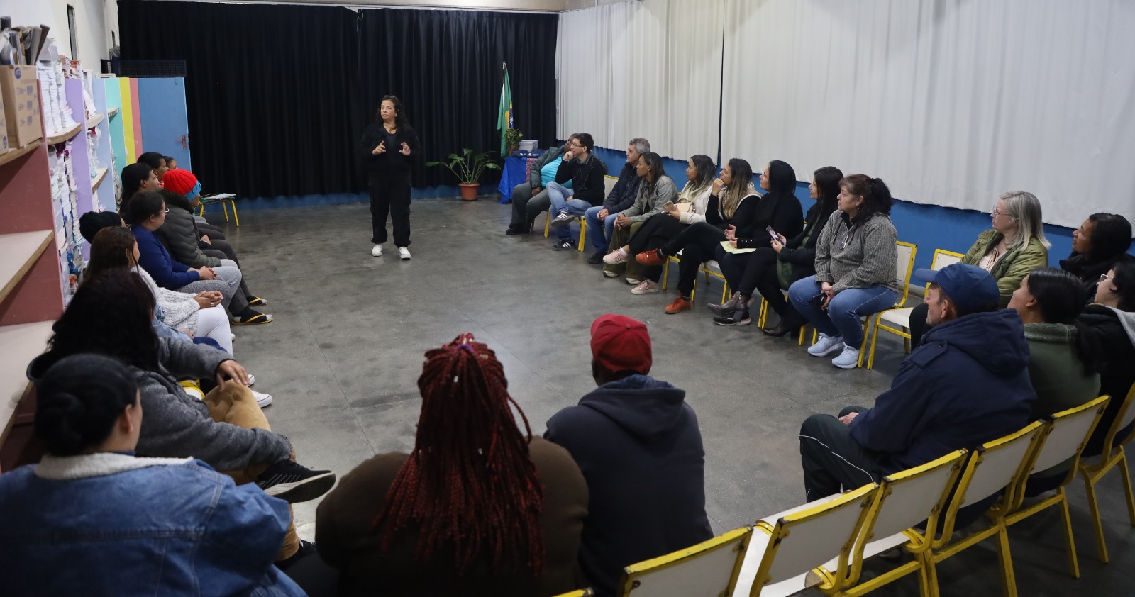 No momento, você está visualizando Brasil Alfabetizado’: CIEP Prof. Amaury Amaral dos Santos promove encontro com alunos inscritos no programa federal
