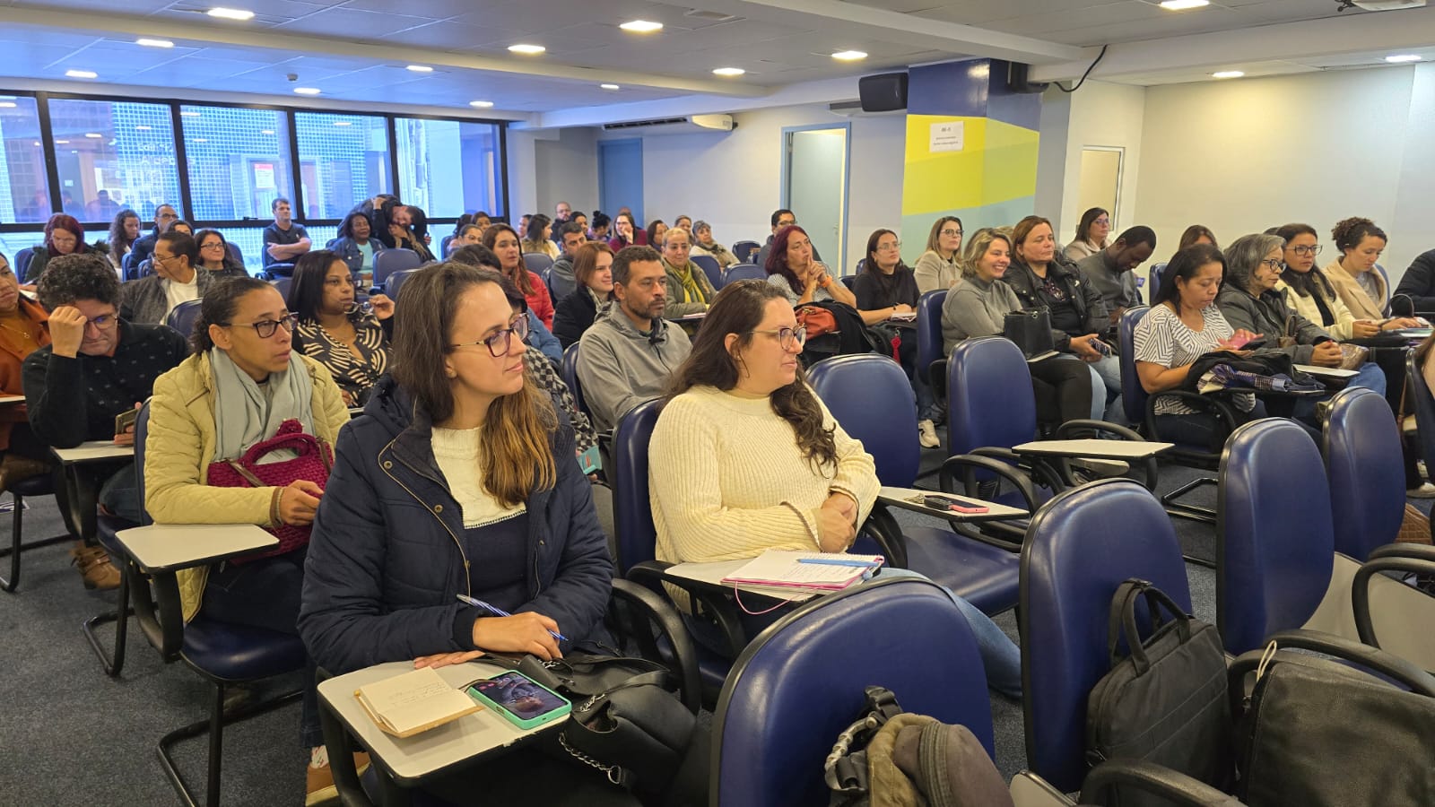 No momento, você está visualizando Reunião do Conselho Comunitário de Segurança Escolar destaca importância do uso do aplicativo ‘Rede Escola SEPM-RJ’