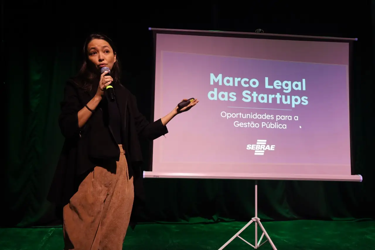 No momento, você está visualizando Café Tech reúne startups e administração municipal na Casa de Cultura Adolpho Bloch