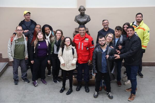 Leia mais sobre o artigo Participantes do Grupo de Interação Social visitam a Prefeitura Municipal de Teresópolis 