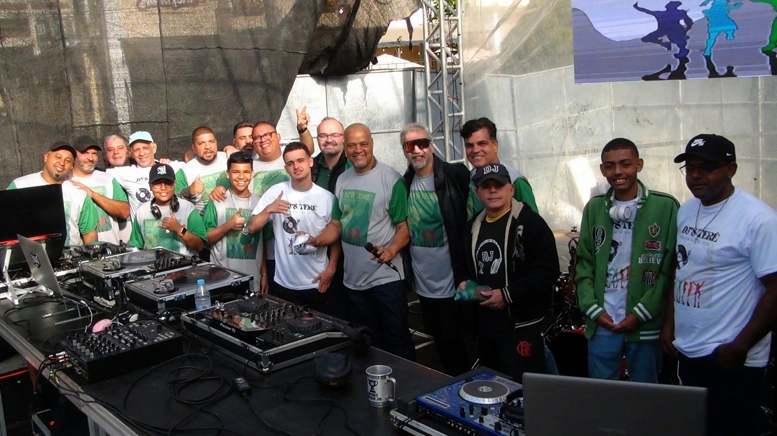 Leia mais sobre o artigo 1º Encontro de DJ´s anima público e agita comemoração pelo aniversário de Teresópolis