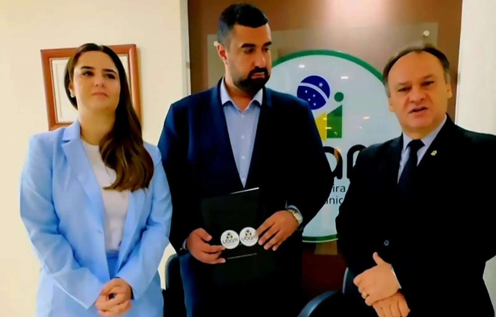 No momento, você está visualizando Prefeito de Teresópolis, Leonardo Vasconcellos, assume a presidência estadual da União Brasileira de Apoio aos Municípios