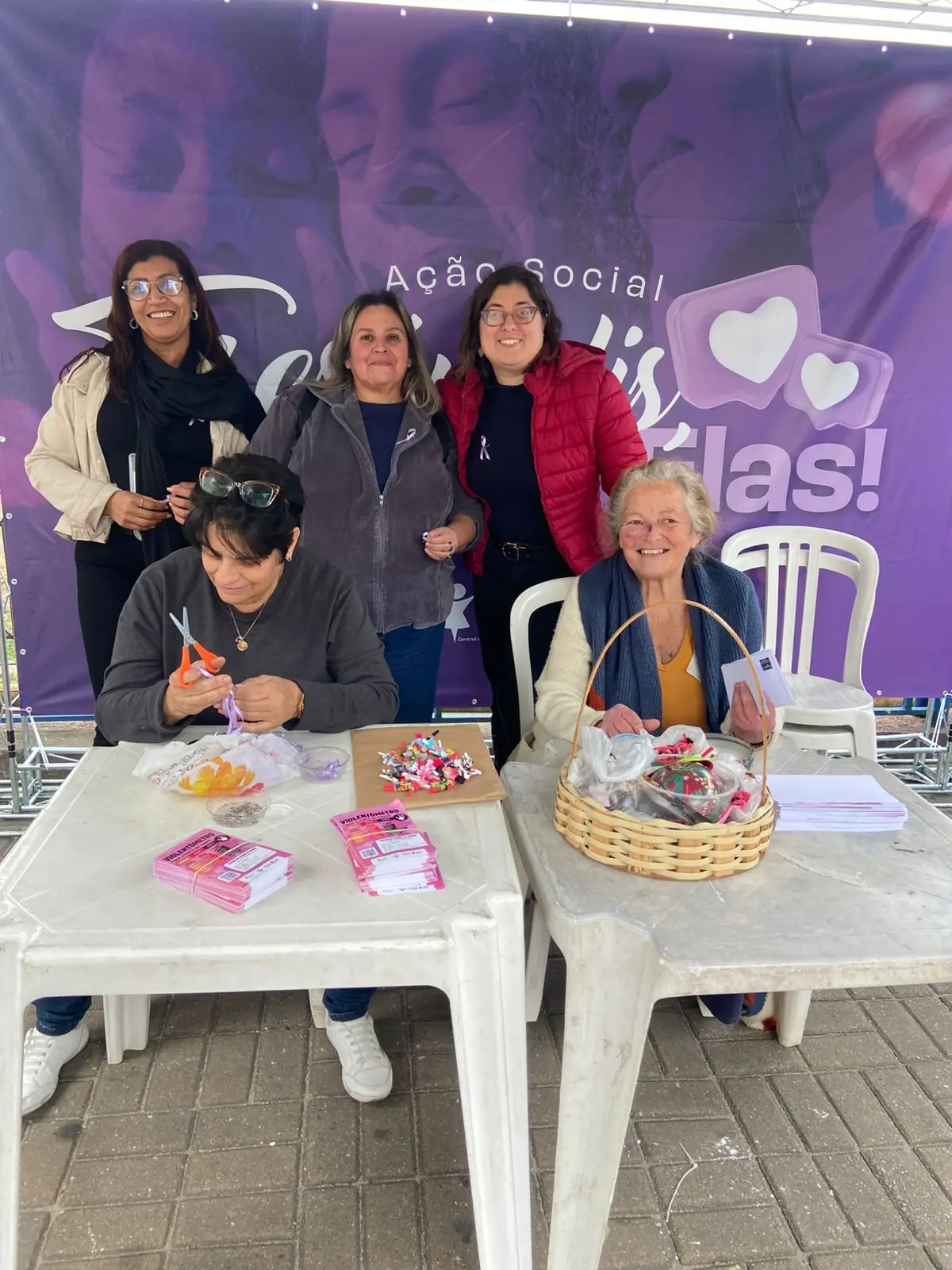 No momento, você está visualizando “Teresópolis, Elas por Elas”: Ação social na Calçada da Fama marca abertura do Agosto Lilás