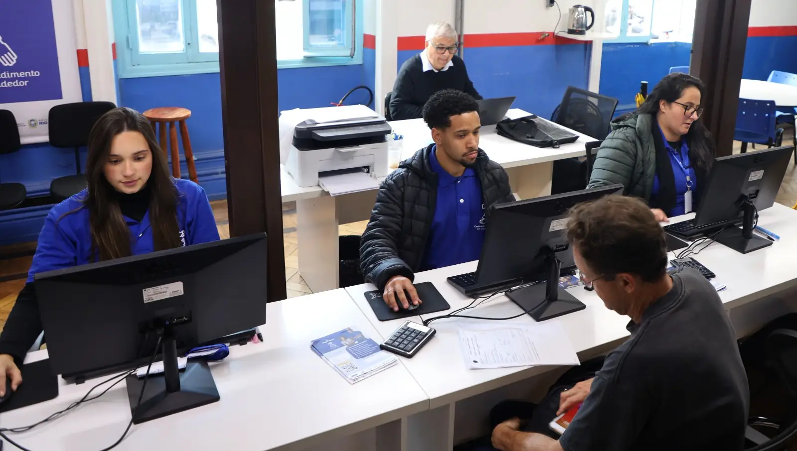 No momento, você está visualizando Centro de Atendimento ao Empreendedor comemora um ano de atividades em Teresópolis. 