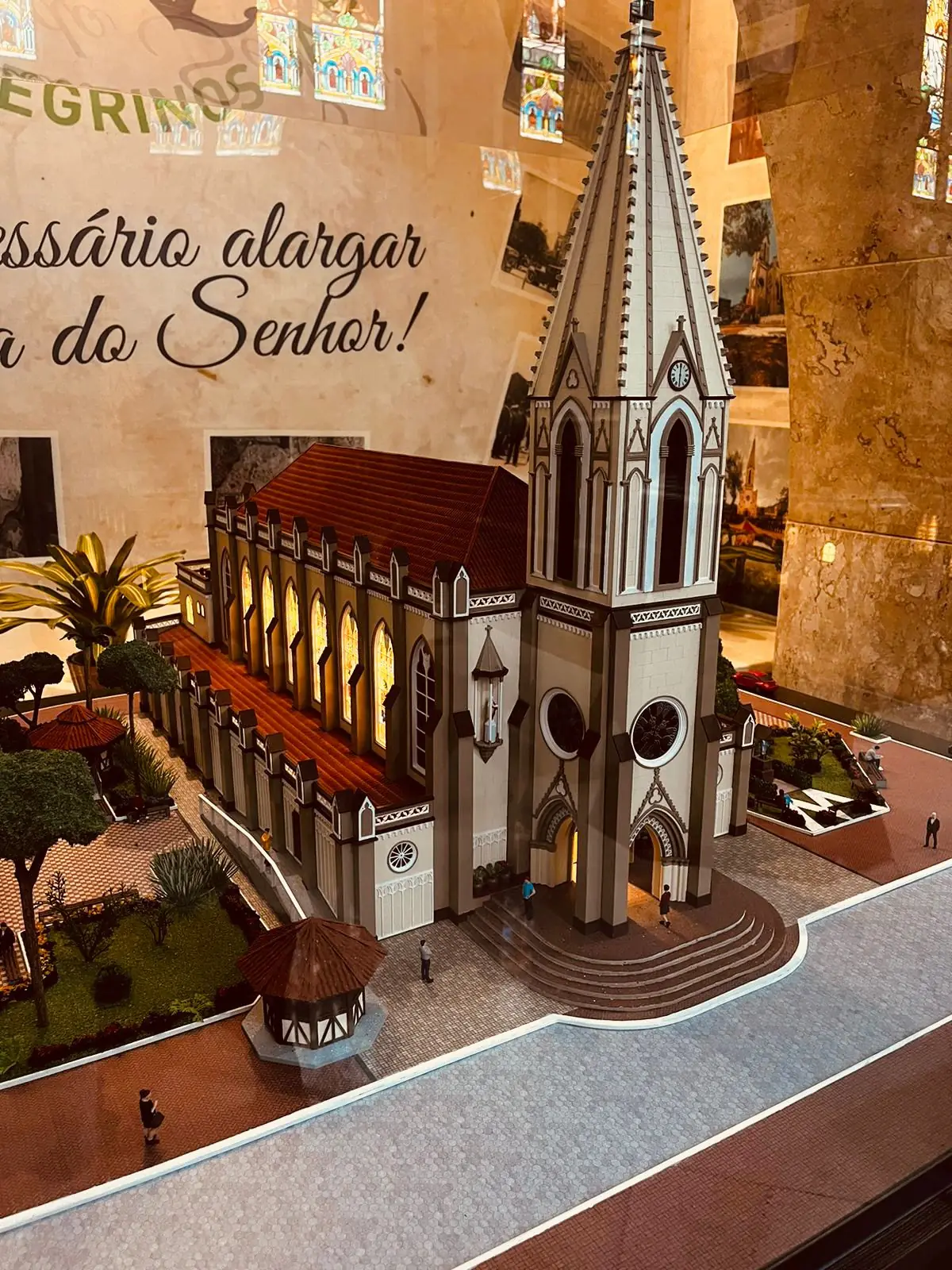 No momento, você está visualizando Revitalização da Praça da Matriz de Santa Teresa valoriza patrimônio histórico e turístico de Teresópolis