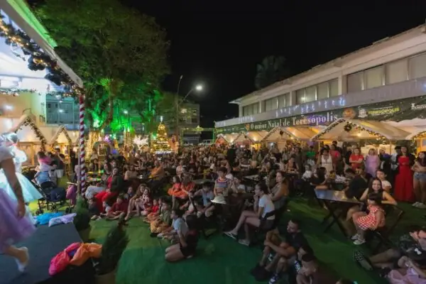 Leia mais sobre o artigo Vila do Papai Noel encanta público e transforma Teresópolis em cenário de Natal nesta segunda-feira