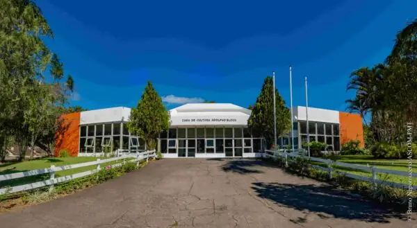 Leia mais sobre o artigo Abertas até o dia 22 as inscrições para 17 cursos gratuitos na Casa de Cultura de Teresópolis