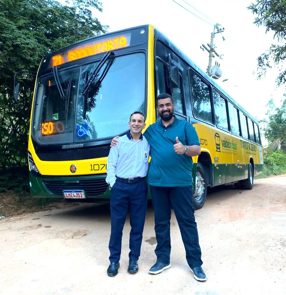 No momento, você está visualizando Tarifa Zero em Teresópolis: Prefeito Leonardo Vasconcellos acompanha a primeira viagem da linha Água Quente x Rodoviária