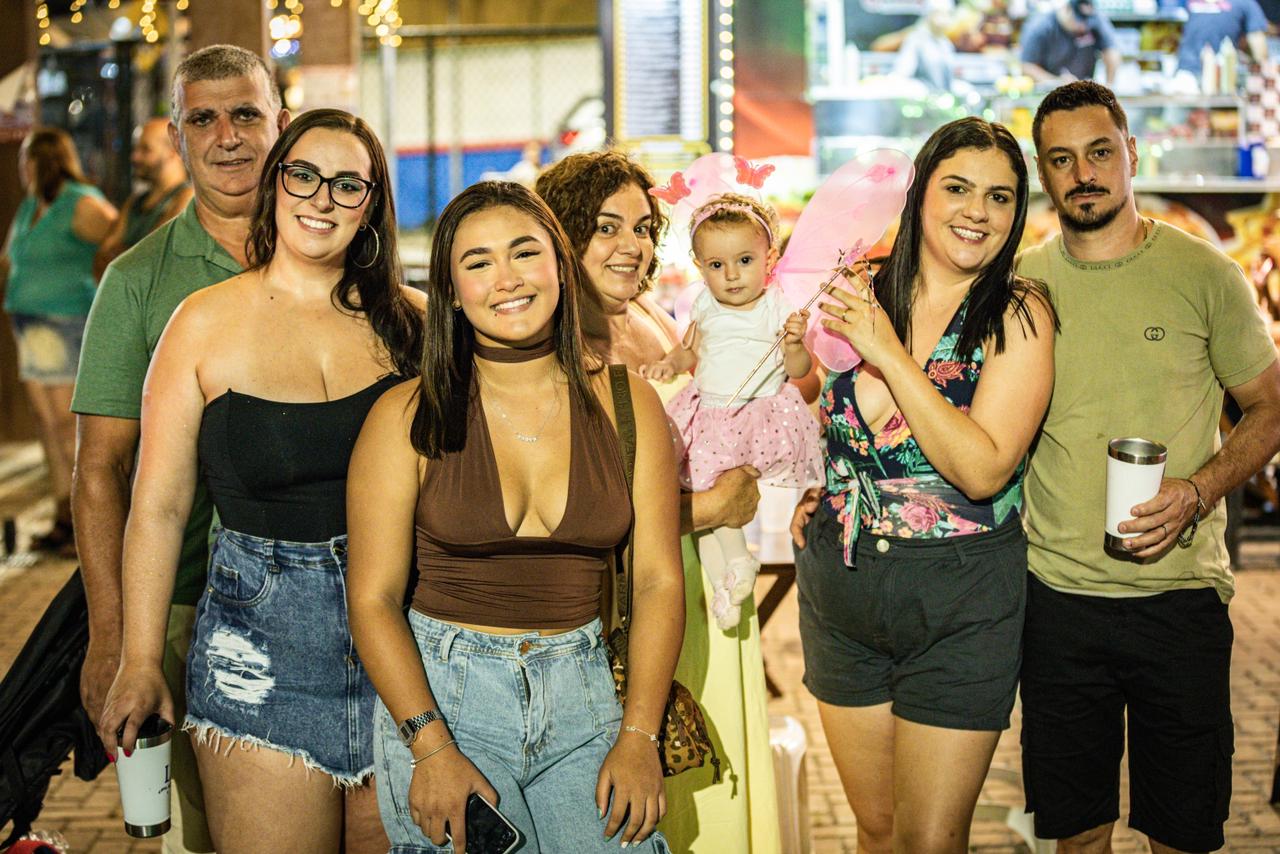 No momento, você está visualizando Carnaval da Gente 2026: muita alegria, diversão e folia em Bonsucesso, no interior!