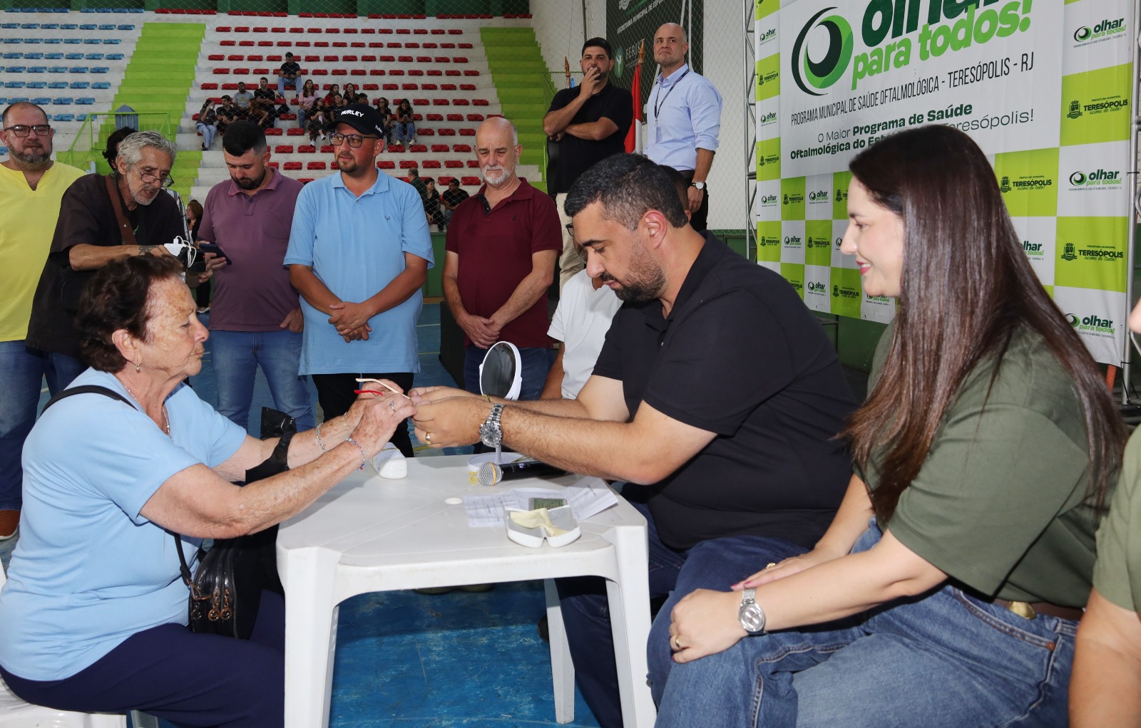 No momento, você está visualizando Programa Olhar Para Todos entrega mais de 1.000 óculos para a população